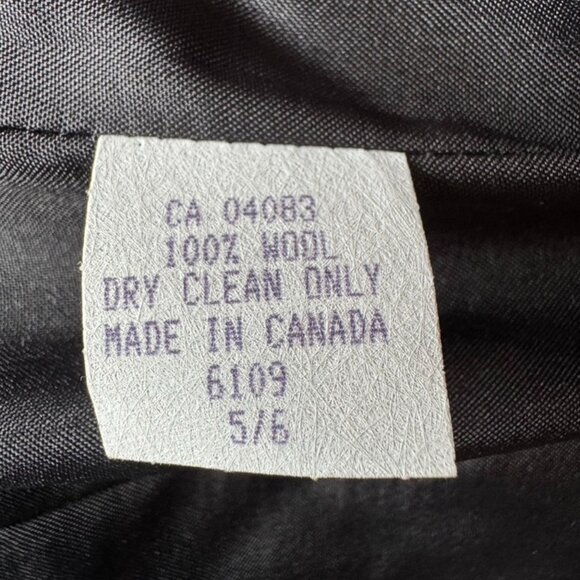 Vintage 90s 100% Wool Black Skirt Suit w Gold Buttons - Picture 12 of 16